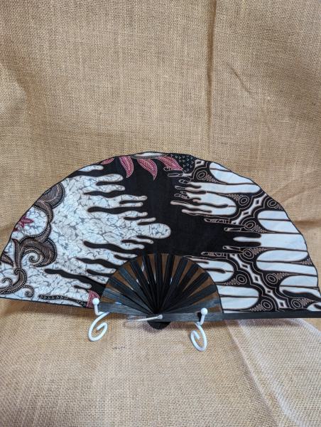 Batik Handfan M15